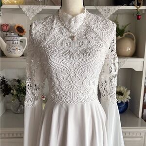 Two Sisters The Label. White Crochet Lace Paige Dress X-large